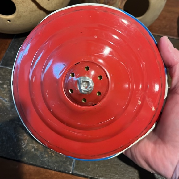 Walt Disney Productions 1973 Spinning Top. - Picture 5 of 7